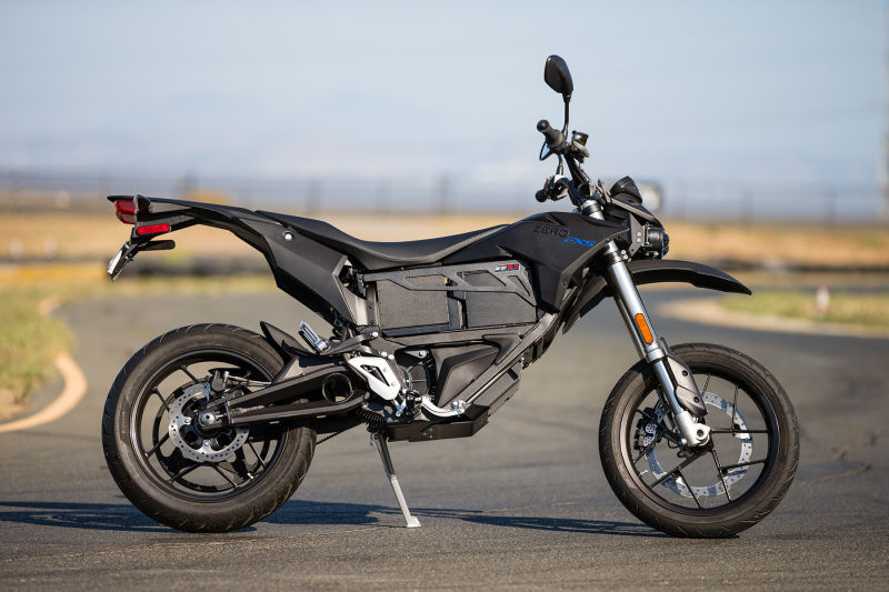 Illustration for article titled 2016 Could Be The Year Of The Electric Motorcycle